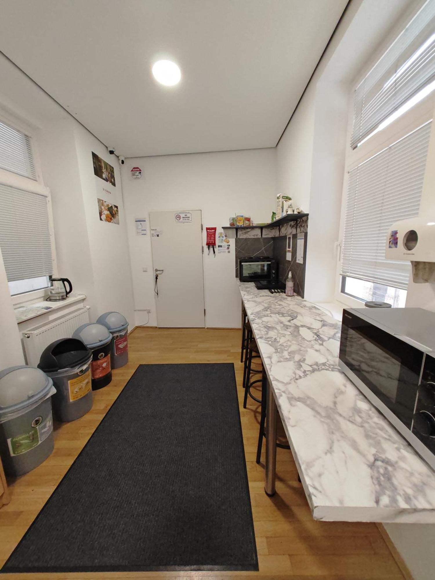 Abai Apartments 1140 Only Www-On-Line-Check-In & Selfservice Вена Экстерьер фото